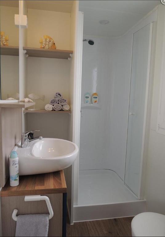 Camping Oase Praha Hotel Zlatníky Quarto foto